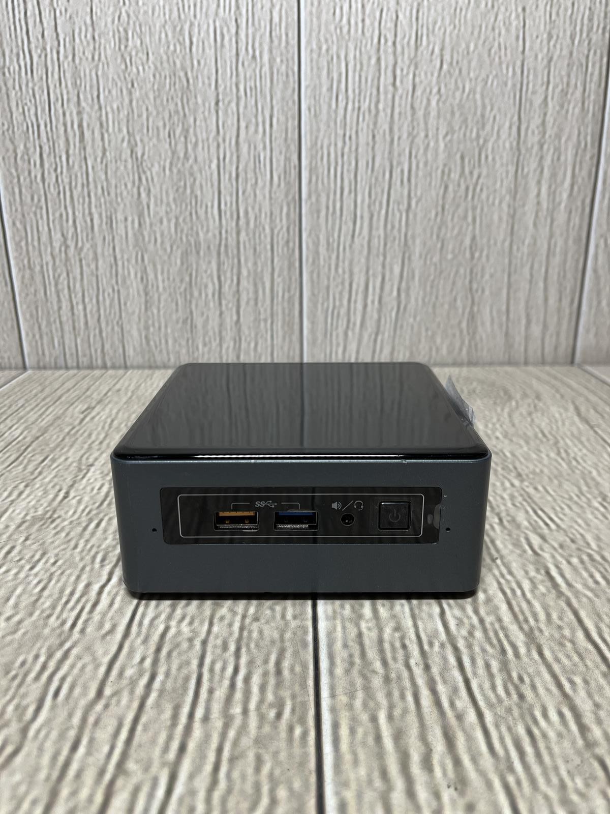 INTEL NUC6CAYS Mini J3455 1.50GHz 2GB Ram 30GB EMMC 500GB SSD Windows 10
