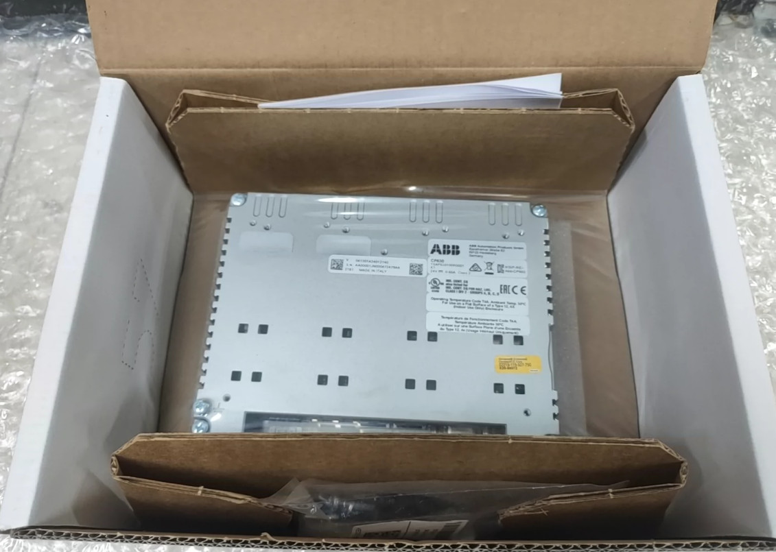1pc ABB CP6410 Control Panel 10.4-inch TFT Touch Screen 1SAP541010R0001 NEW