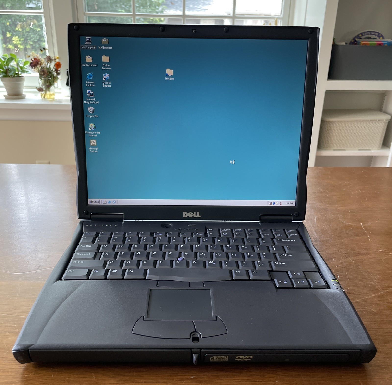 Dell Latitude C610 Retro Windows 98 Laptop w/batt, chrg. (ft11)