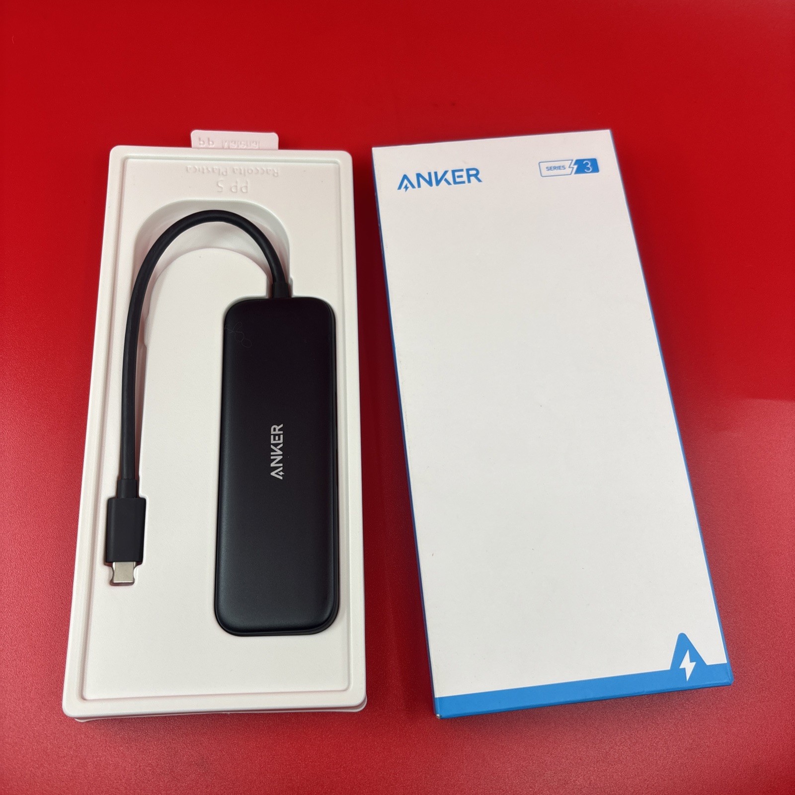 Anker 332 (A8355) USB-C 5-In-1 4K HDMI 85W Hub Adapter - Black