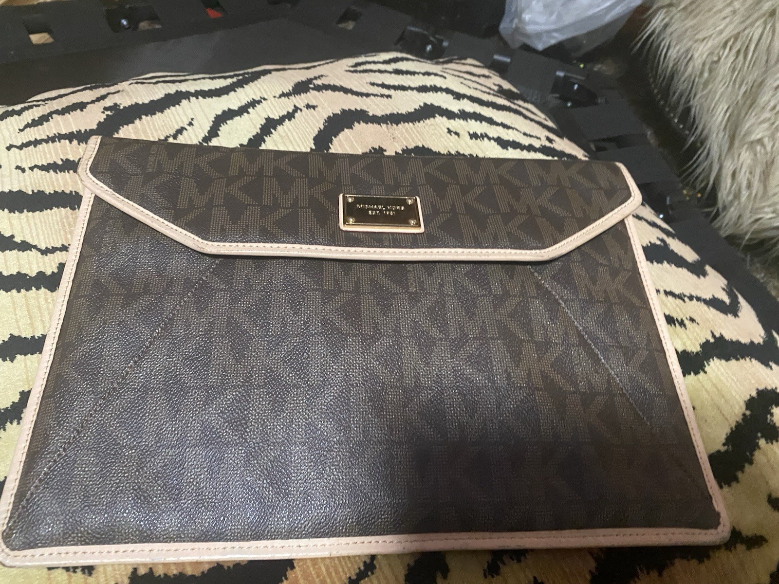 MK Michael Kors Brown 13x9 Leather Sleeve Case for iPad or Clutch Bag