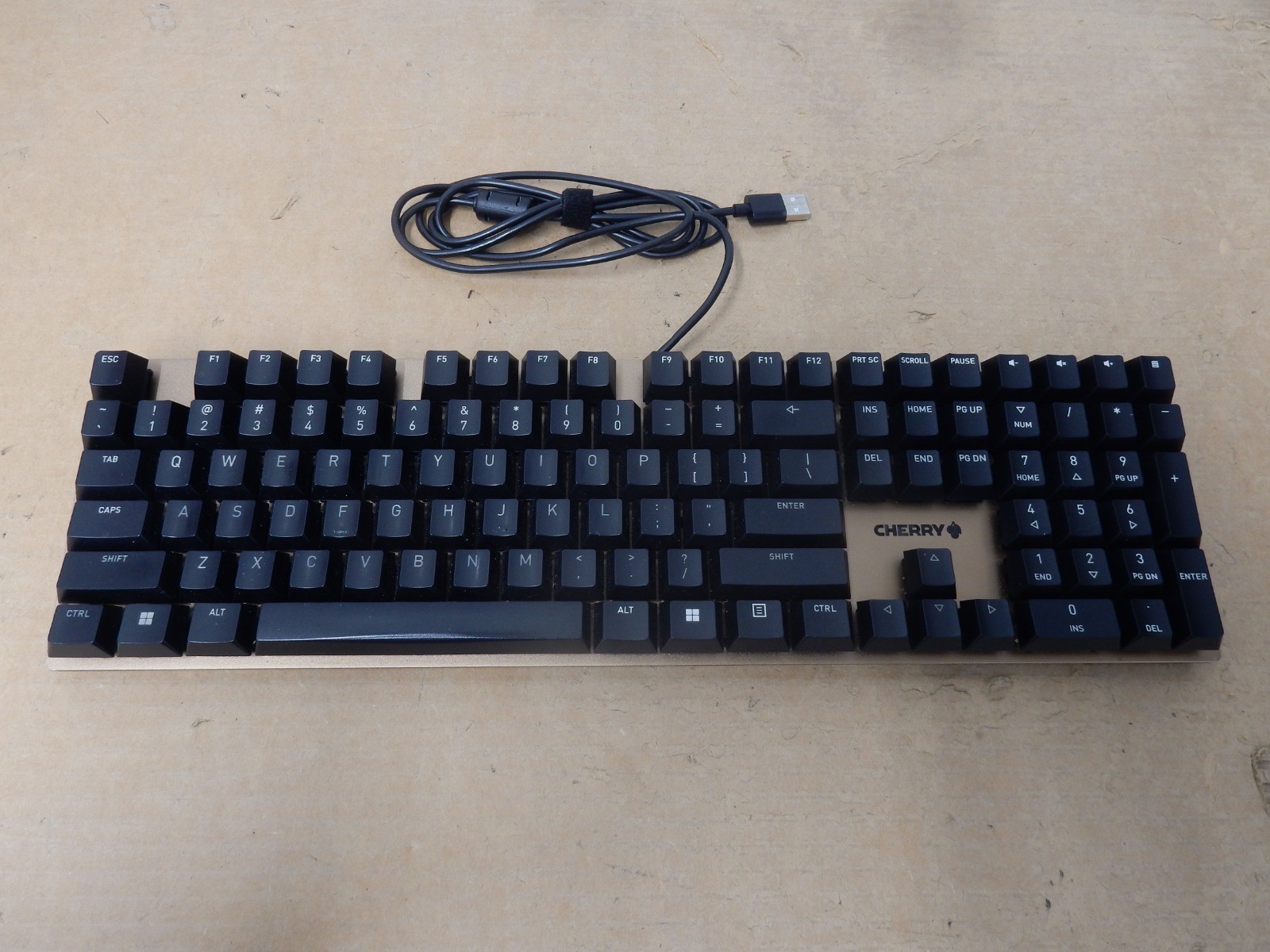 CHERRY	KC 200 MX Wired Mechanical Office Keyboard - Missing 1x kickstand