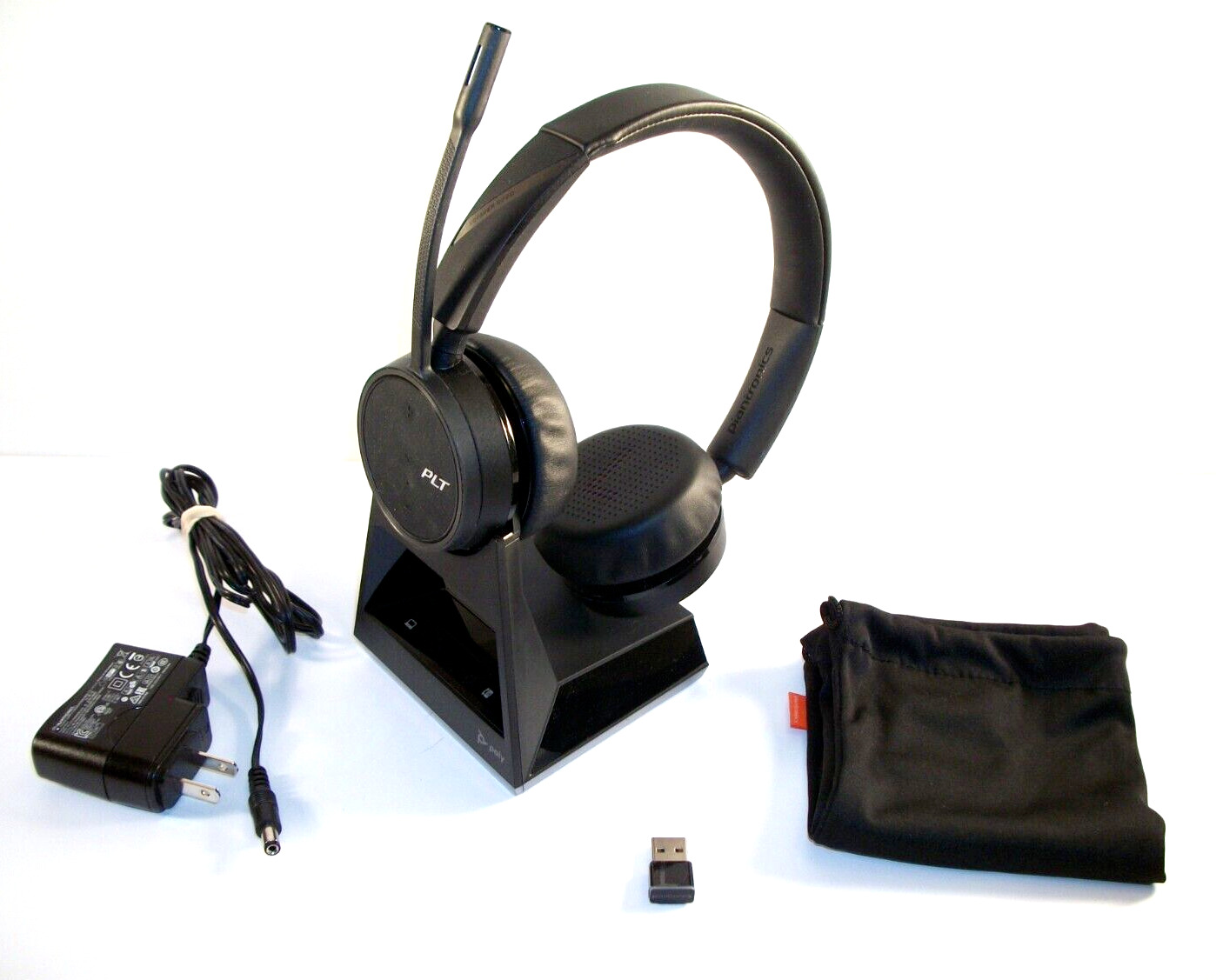 Plantronics Poly B4220T Voyager 4220 Office CD USB-A Headset System 212731-01