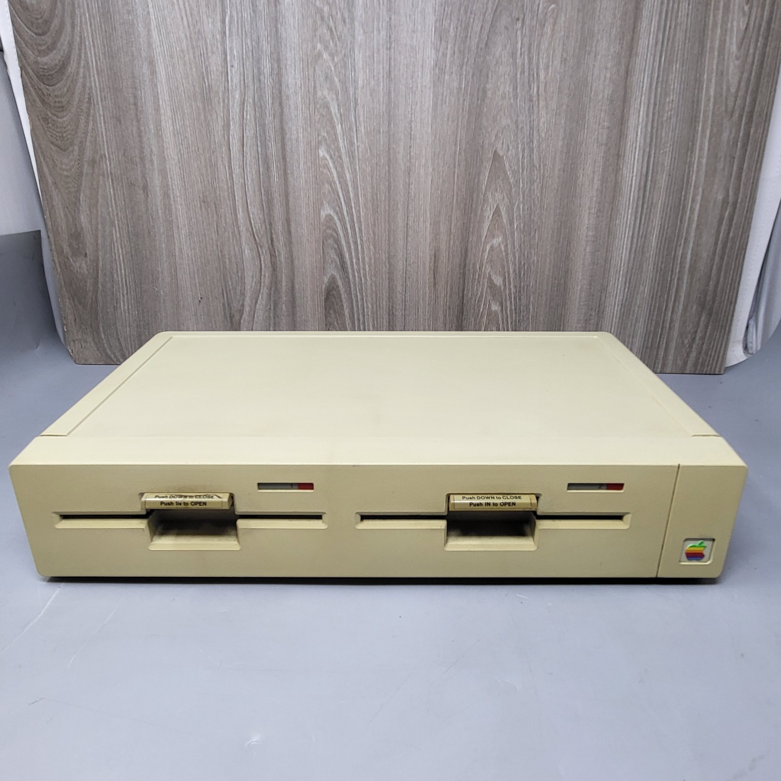 Vintage Apple Duo Disk A9M0108 Dual 5-1/4" Floppy Disk Drive  Untested