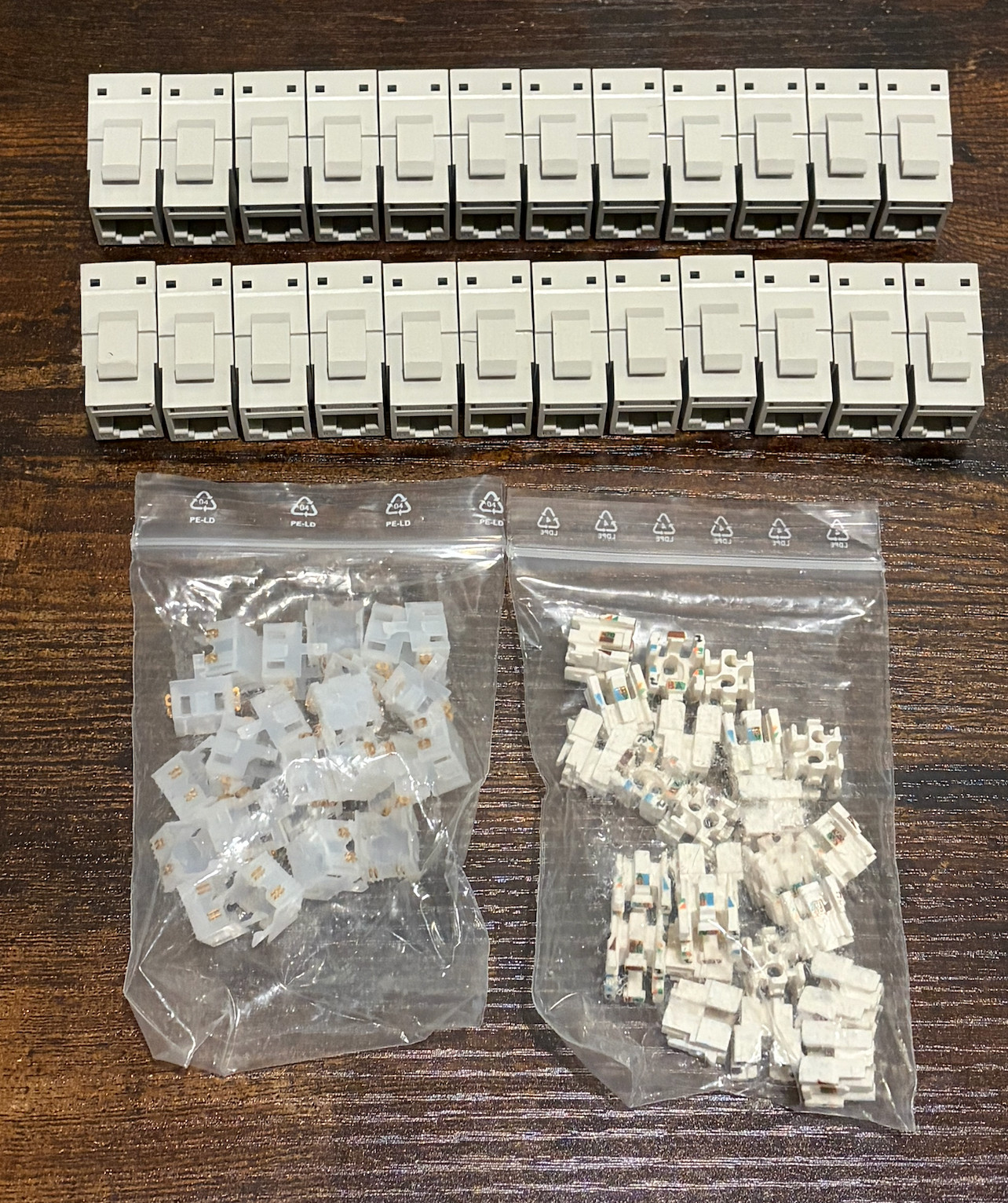 24 Belden RRVAMJKUGY-B24 REVConnect 10GX T568 A/B UTP RJ45 Modular Jack | Gray