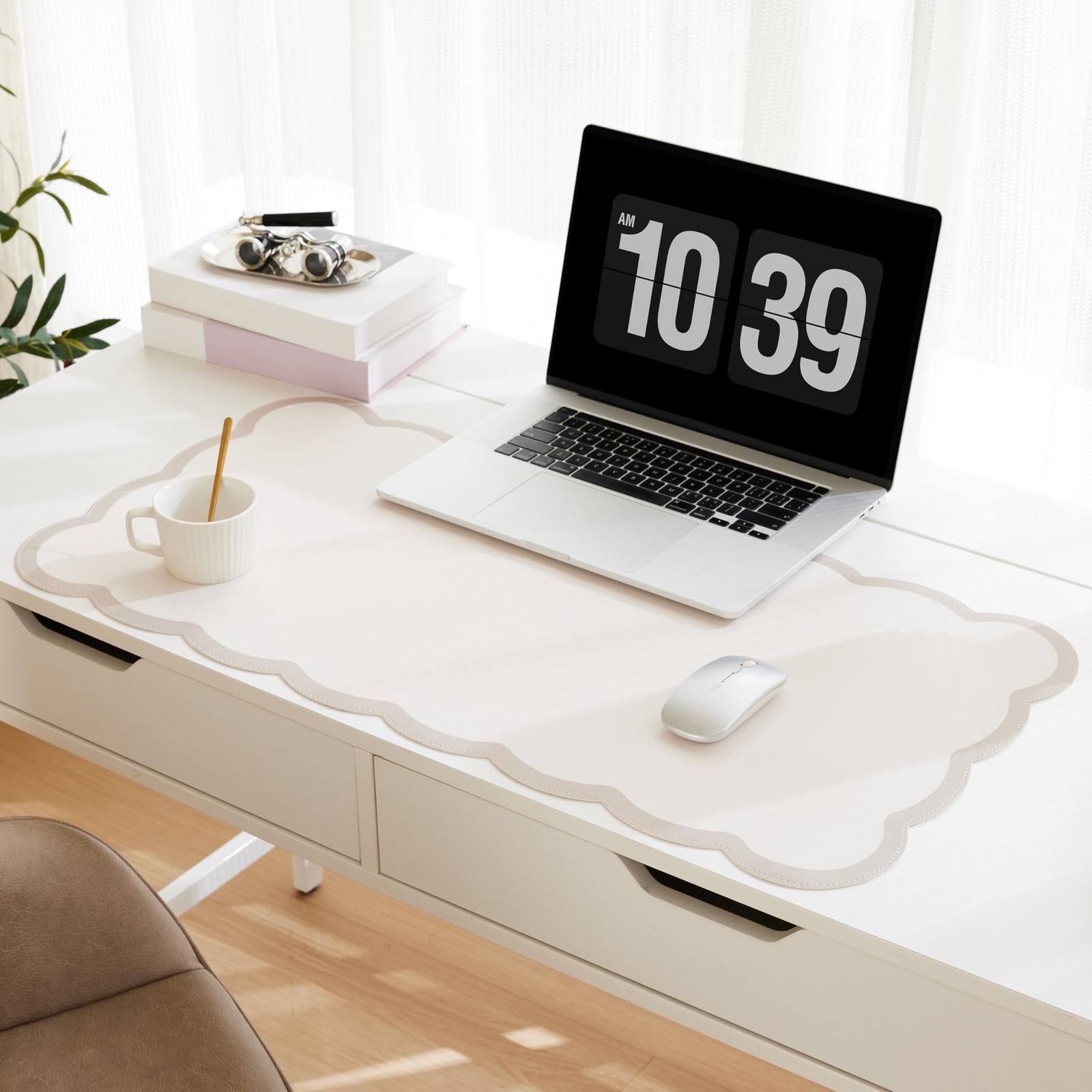 Scalloped Desk Mat, 31.5" x 15.7" Large Cute Aesthetic Desk Accessories, PU L...