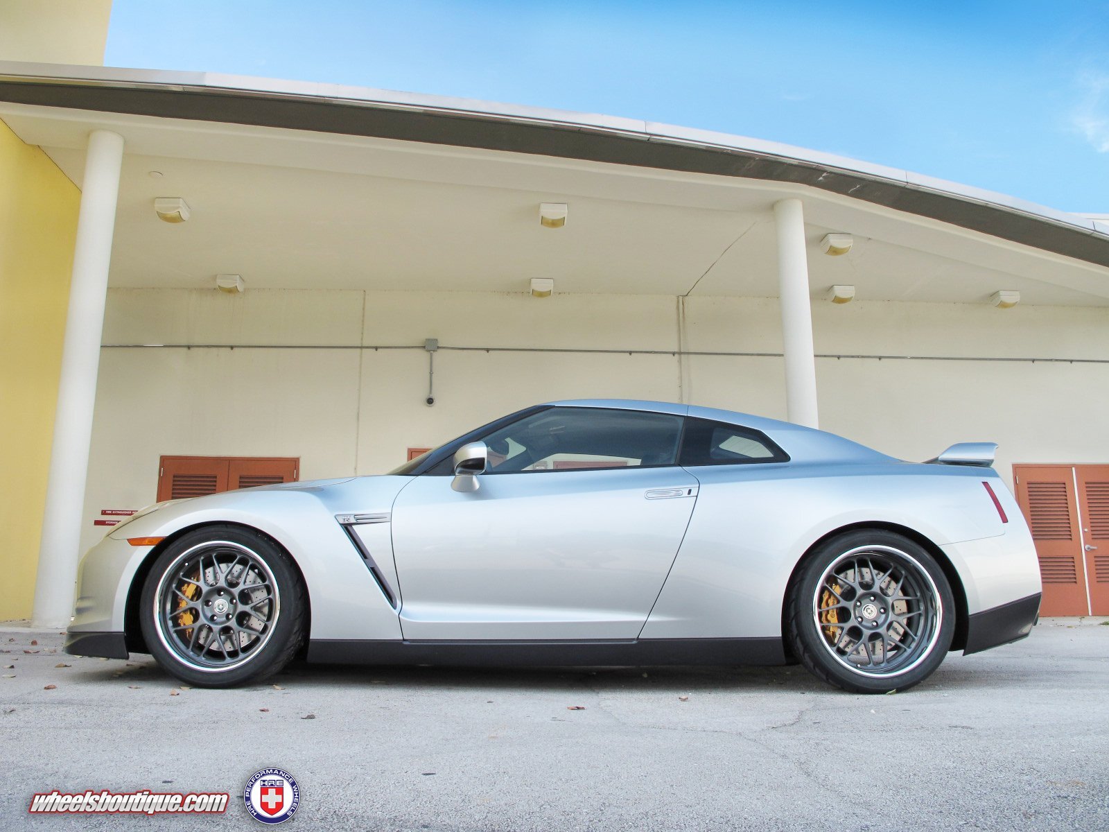 Cars nissan r35 Desk Mat Stitched