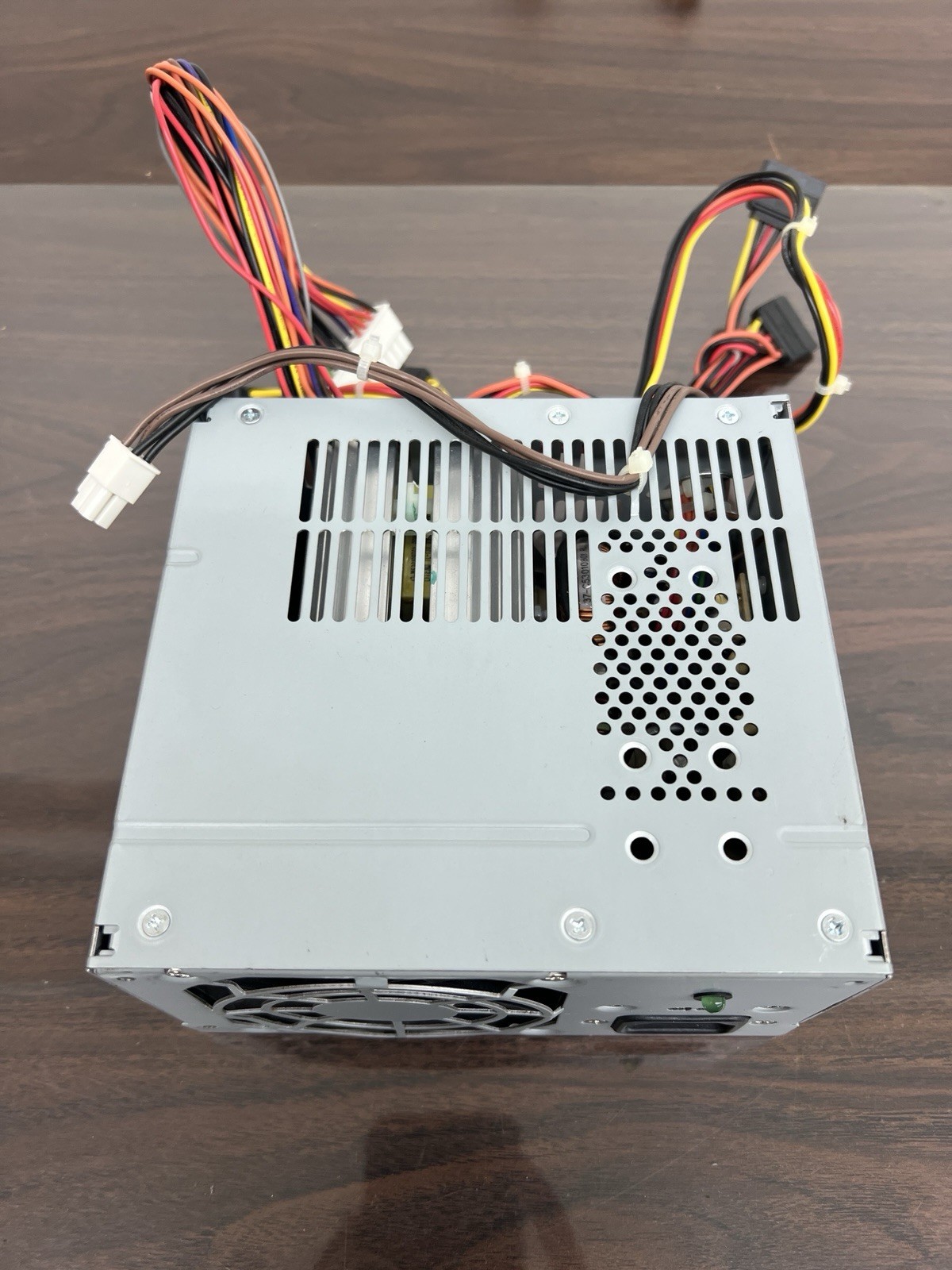 LiteOn PS-5301-08 Dell Vostro P/N J036N 300W Power Supply