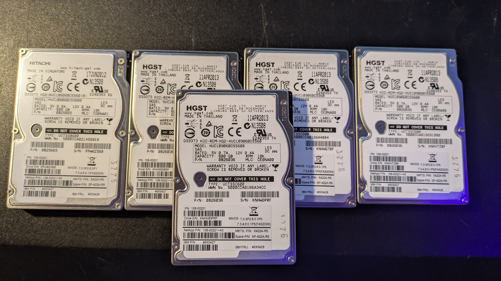 LOT OF 5 NetApp HGST 600GB 0B26036/0B25665 10K 46X5427