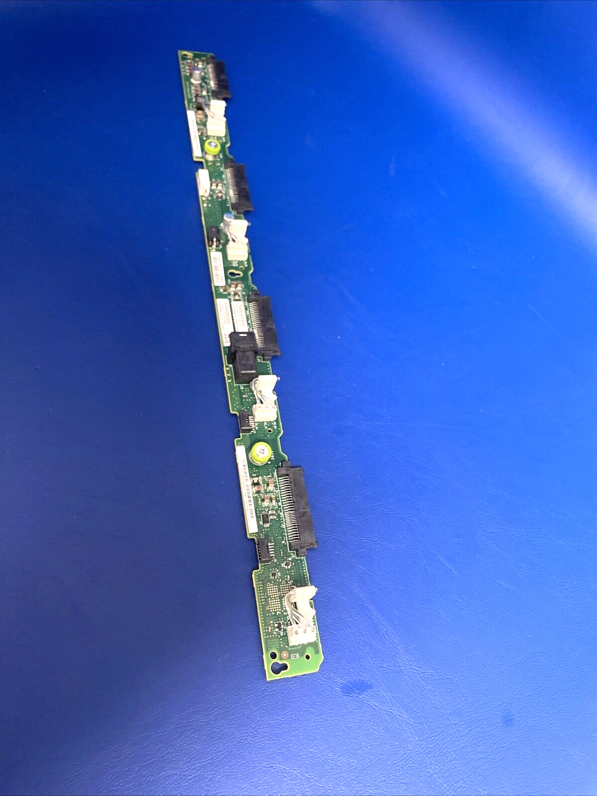 USED 7027478 Sun Oracle 4-Slot 1U SAS 2.5” Backplane 7024658