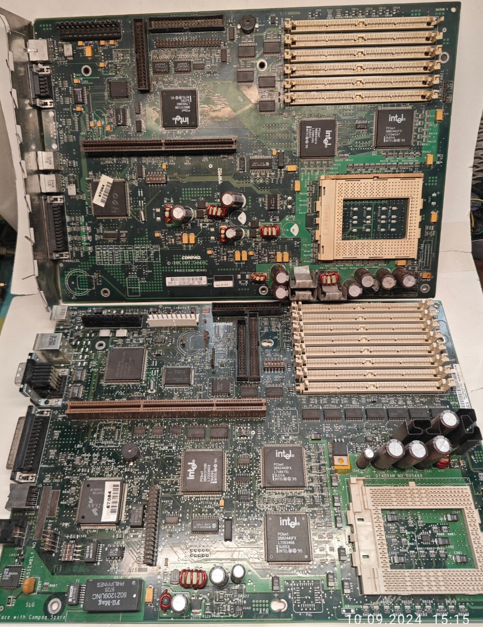 **AS IS** Socket 8 Restoration LOT x2 Compaq 2000/4000 243049-001/247387-001