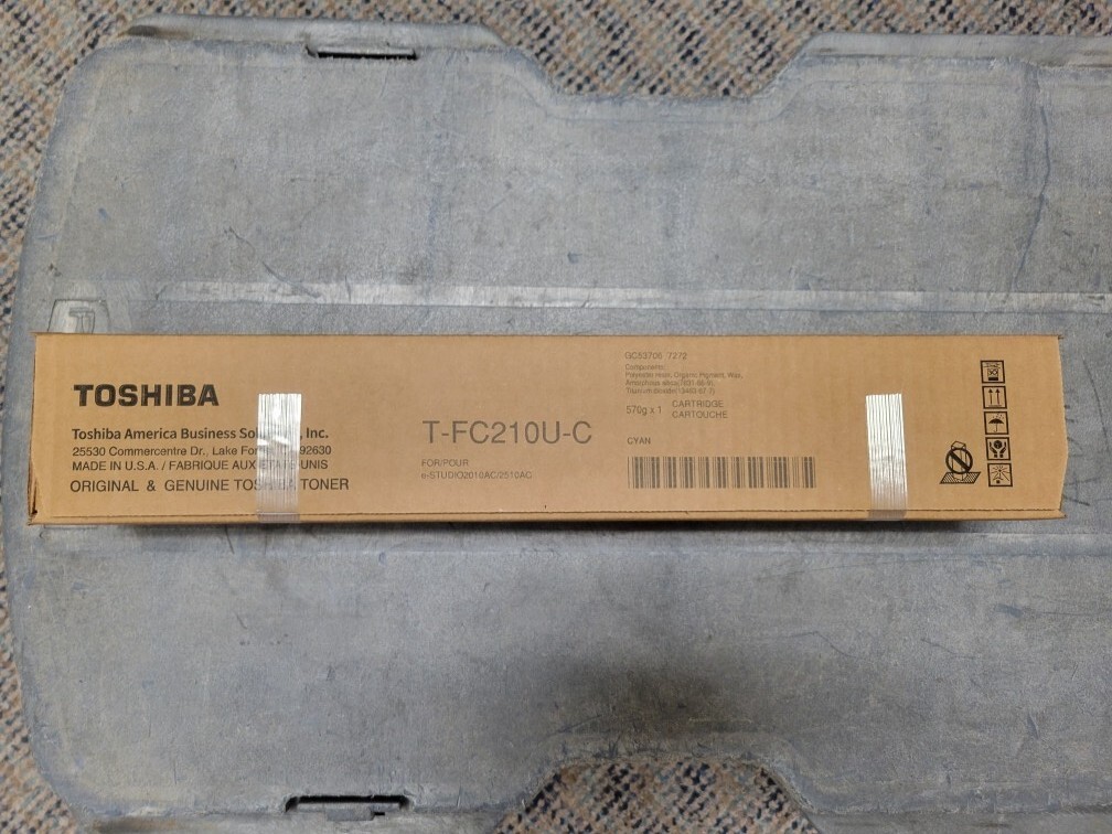 TOSHIBA OEM T-FC210U-C UNOPENED