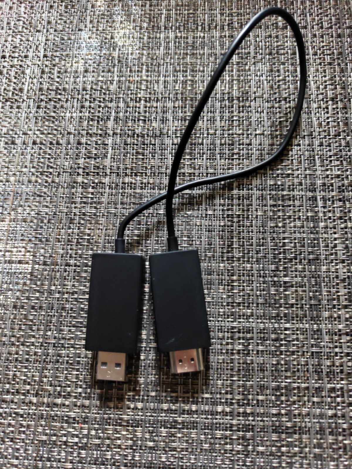 Microsoft Wireless Display Adapter V2 1733 P3Q-00001 HDMI Miracast Tested