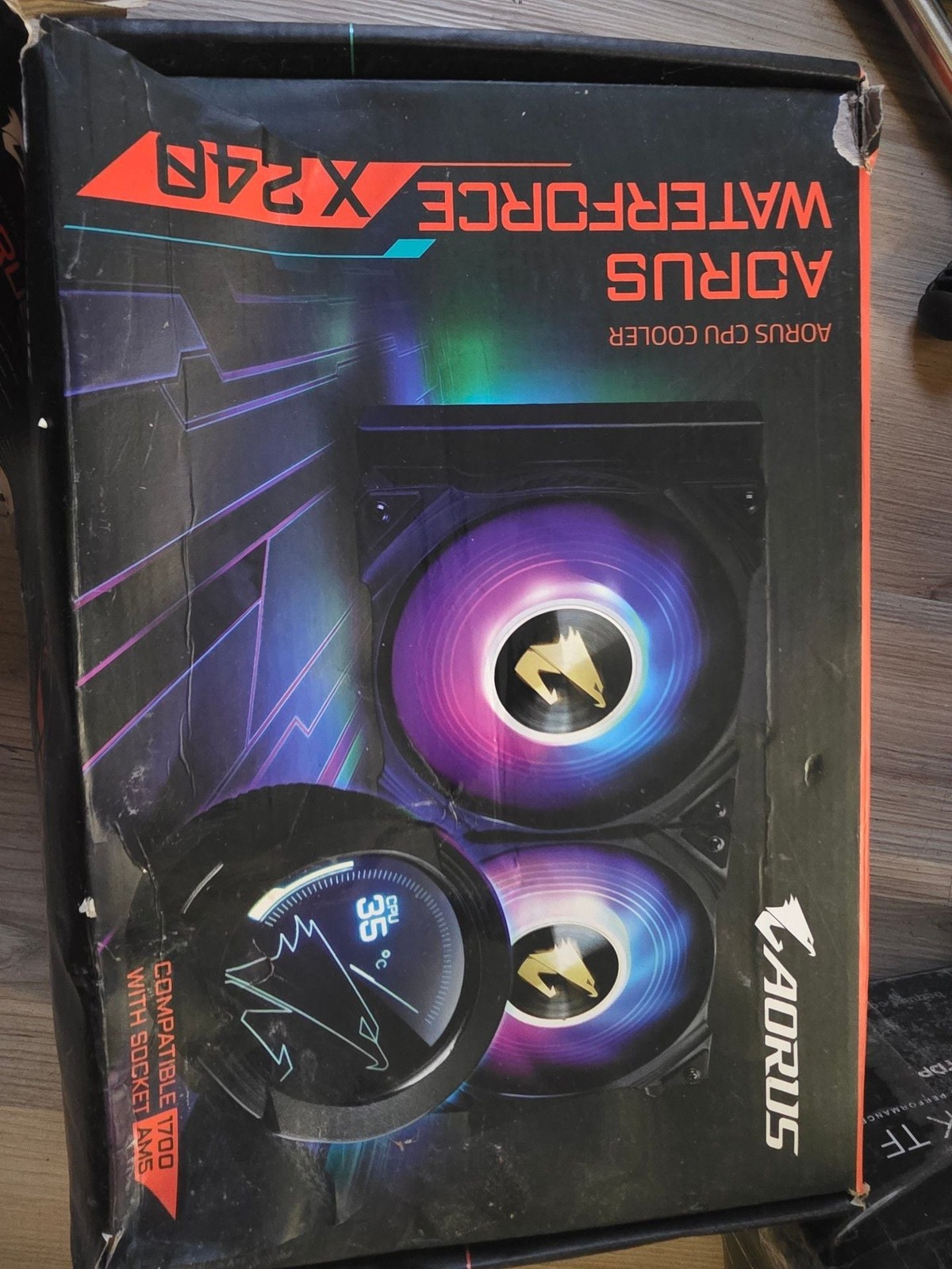 Gigabyte Aorus Waterforce X240 CPU Cooler