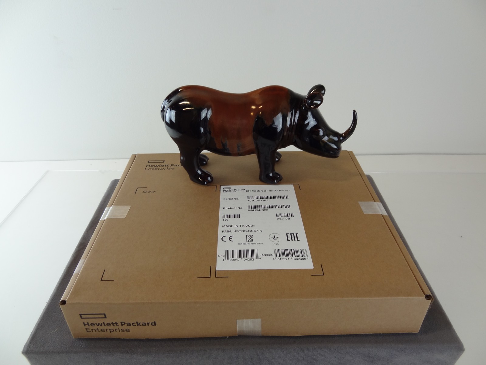New Factory Sealed 854194-B22 HP  10GbE Ethernet Pass-Thru TAA-compliant Module