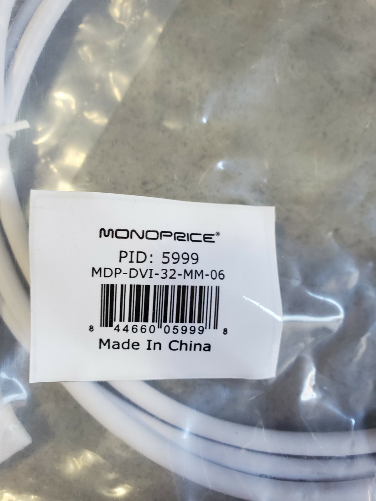 Lot of 8 MonoPrice 5999 MDP-DVI-32-MM-06 6FT 32AWG MiniDisplay Port to DVI Cable