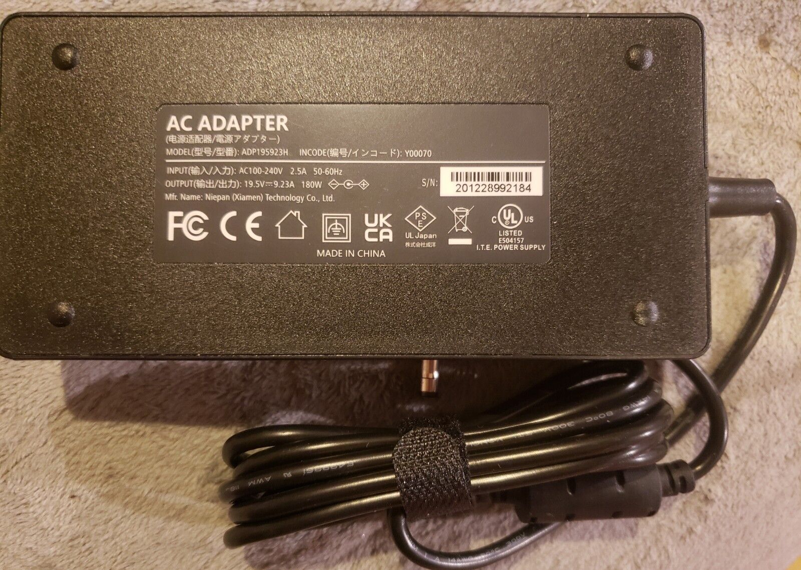 AC Adapter  ADP195923H 19.5V 9.23A 180W Black