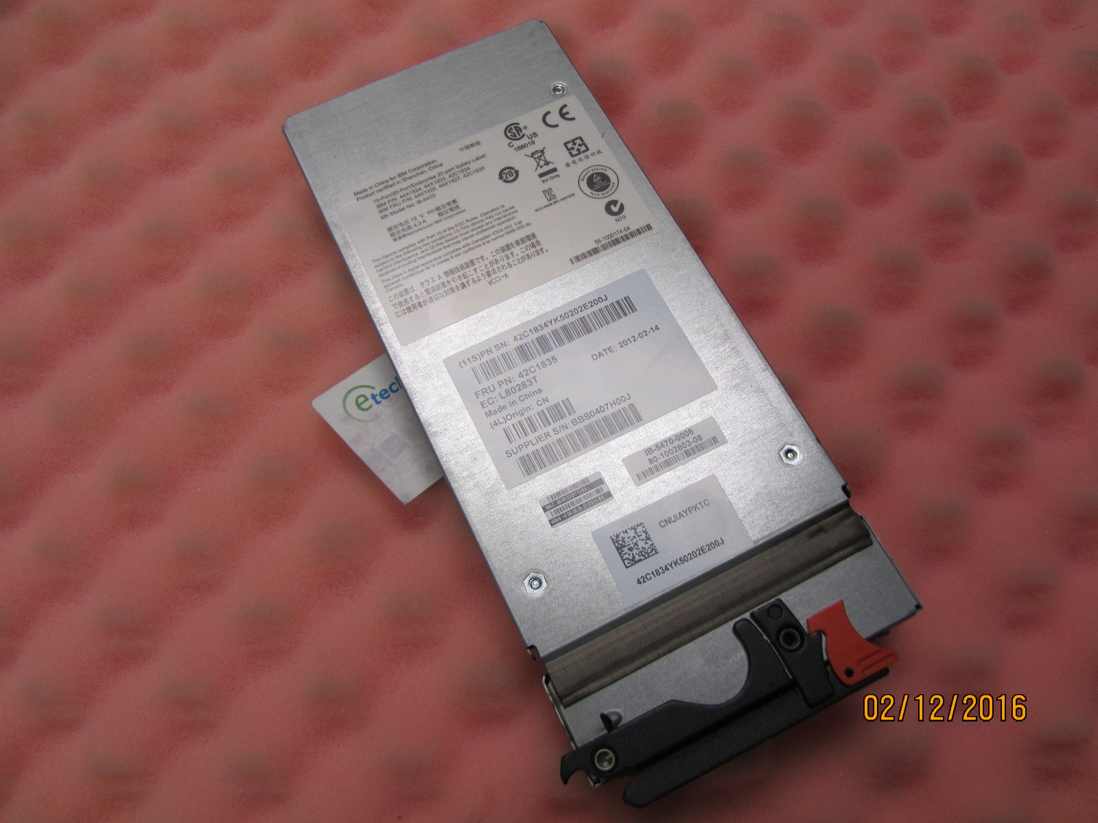 FRU 42C1835- IBM Brocade Enterprise 20-Port 8 Gigabit SAN Switch Module, 42C1828