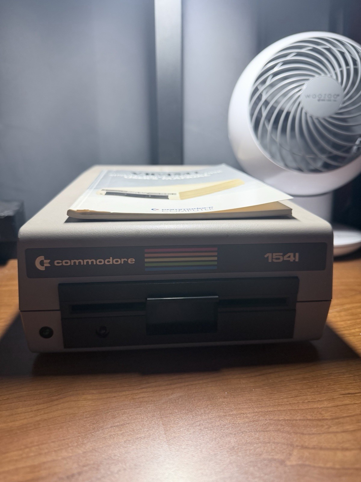 Commodore VIC-1541 Floppy Disk Drive C64 VIC-20 Made In Japan - No Power Cable