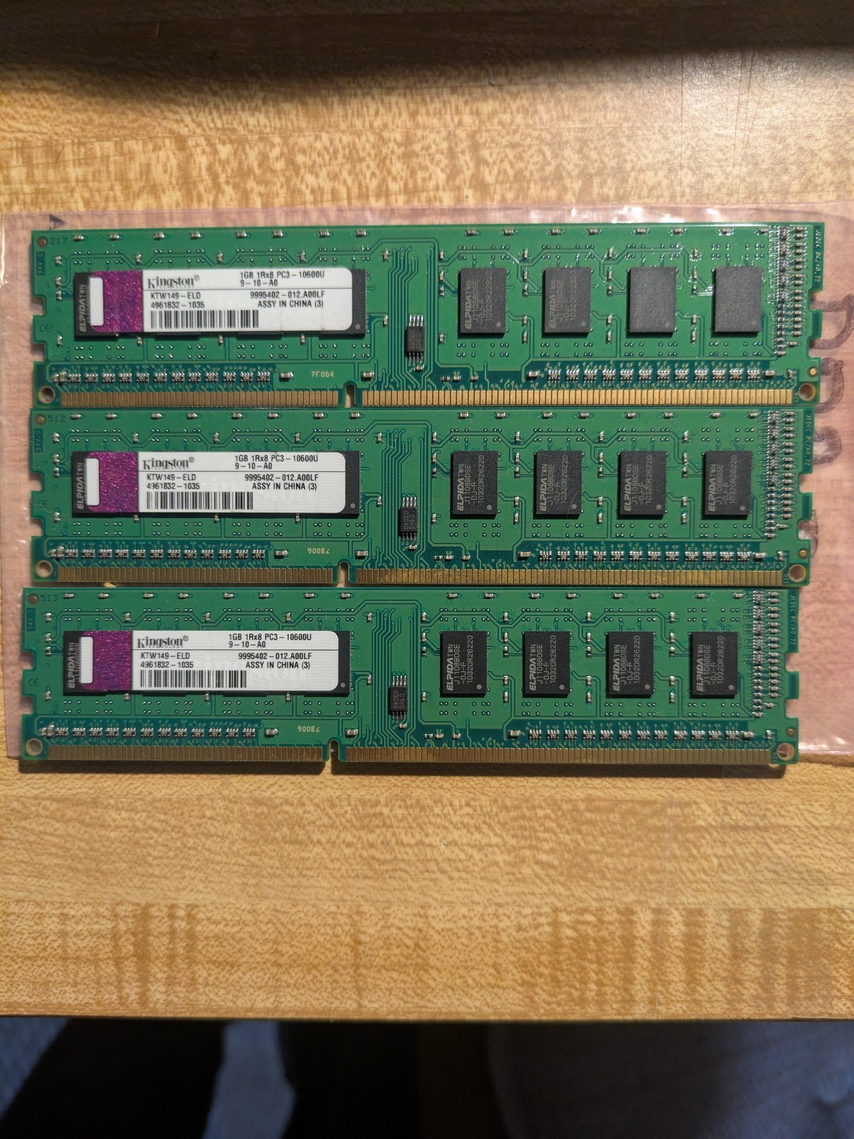 Kingston KTW149-ELD 3GB (3x1GB) RAM DDR3 PC3-10600 Memory