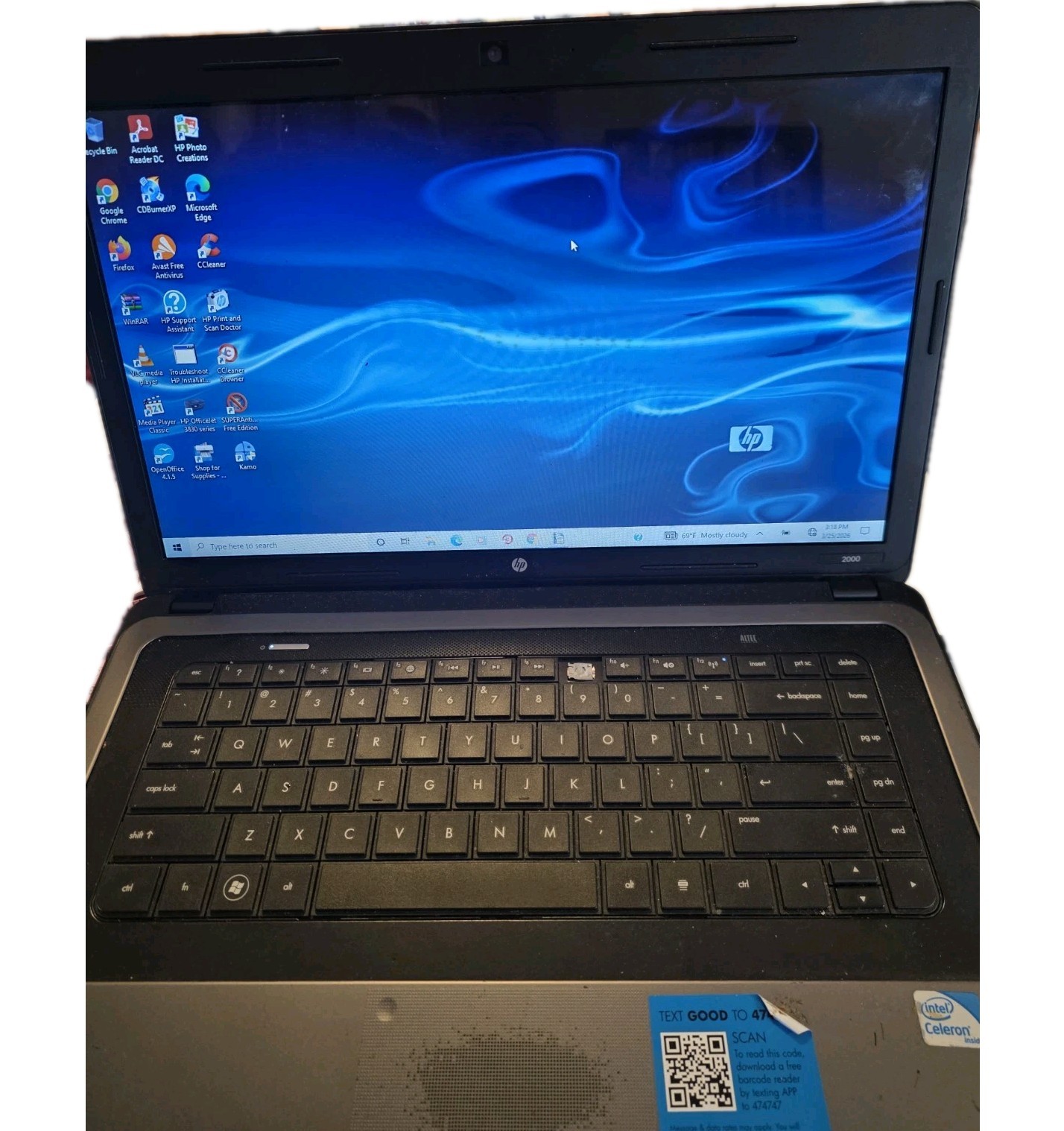 USED HP Pavilion 2000-329WM 15.6in. 320GB, AMD Fusion 1.6GHz 3GB FC17-3-G468 S12