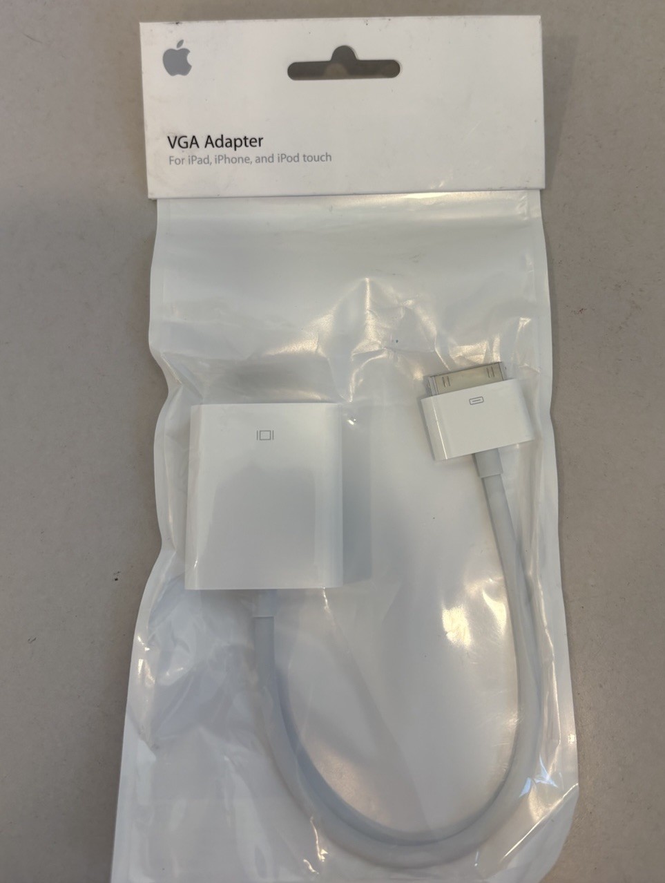 NEW iPad iphone 4 4S Dock Connector 30 pin to VGA Adapter OEM factory seal