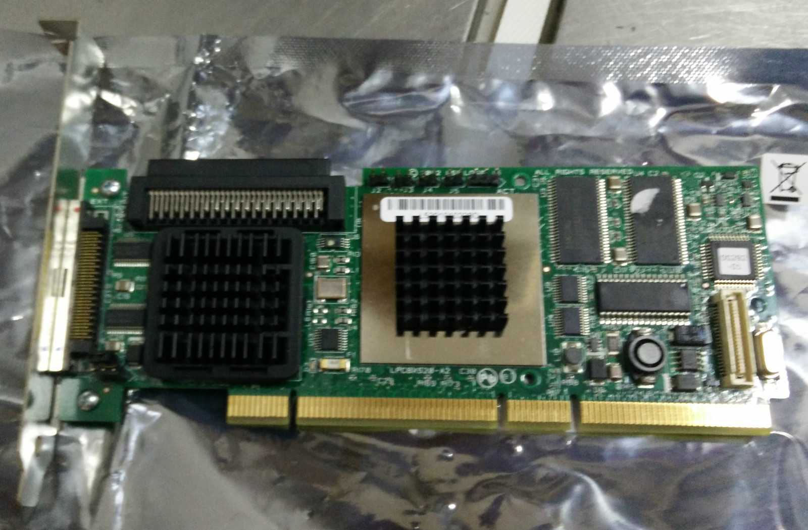 5x LSI Logic MegaRAID 320-1 128MB 64-Bit RAID PCI-X SCSI Card, P/N: LPCBX520-A2