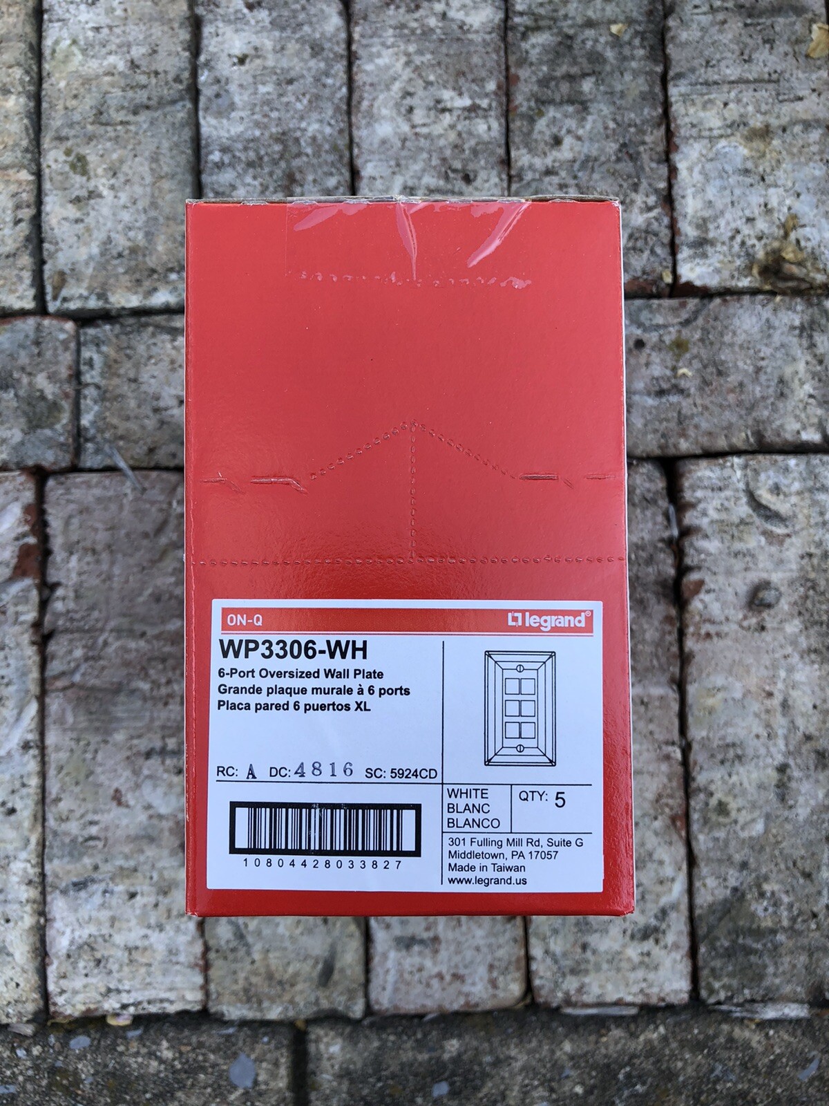 Legrand WP3306-WH  6-Port Oversized Wall Plate Pack of 5