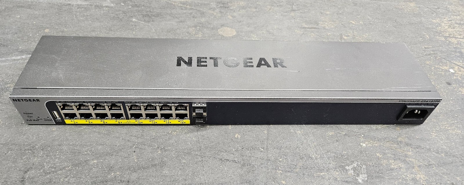 Netgear ProSafe GS418TPP 18-Port Gigabit Ethernet Smart Managed Pro PoE Switch