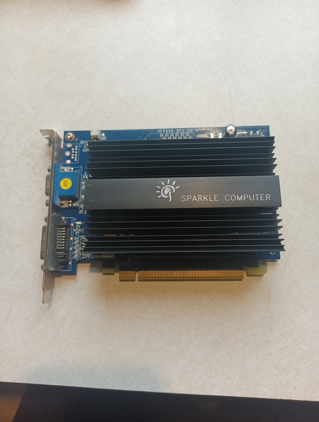 SP Computer NVIDIA GeForce 9500 GT (SF-PX95GT512U2-H PASSIVE) 512MB DDR2    