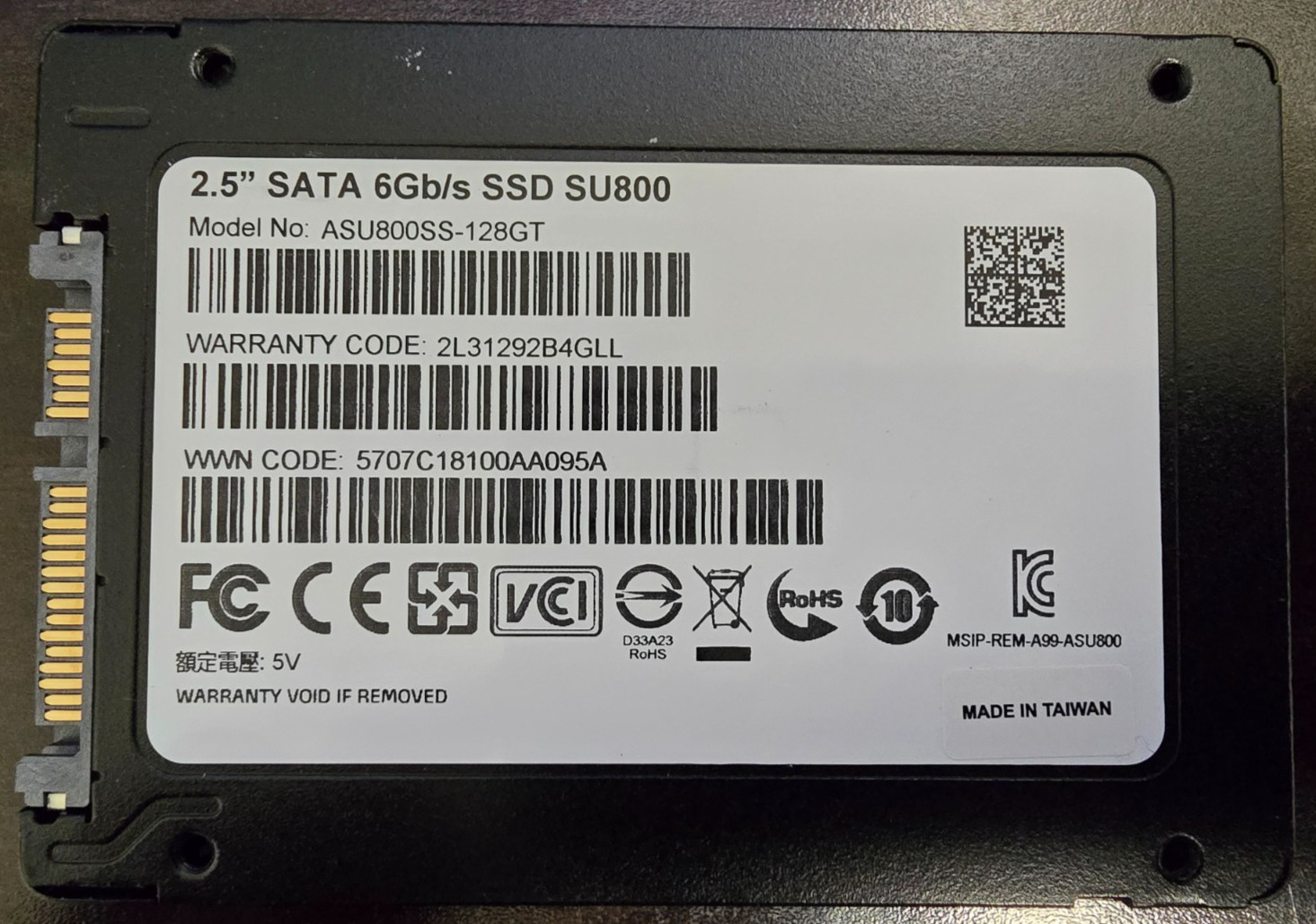 ADATA Ultimate SU800 128GB 2.5" SATA III Internal SSD (ASU800SS-128GT-C)