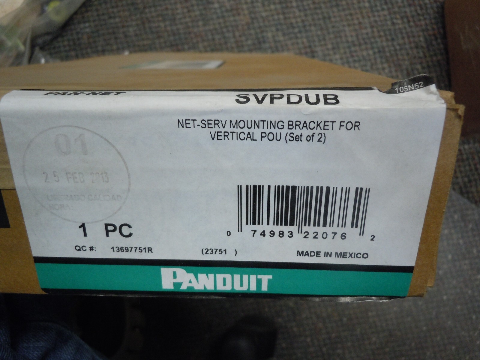 Panduit CVPDUB Power Outlet Unit Mounting Bracket Kit New