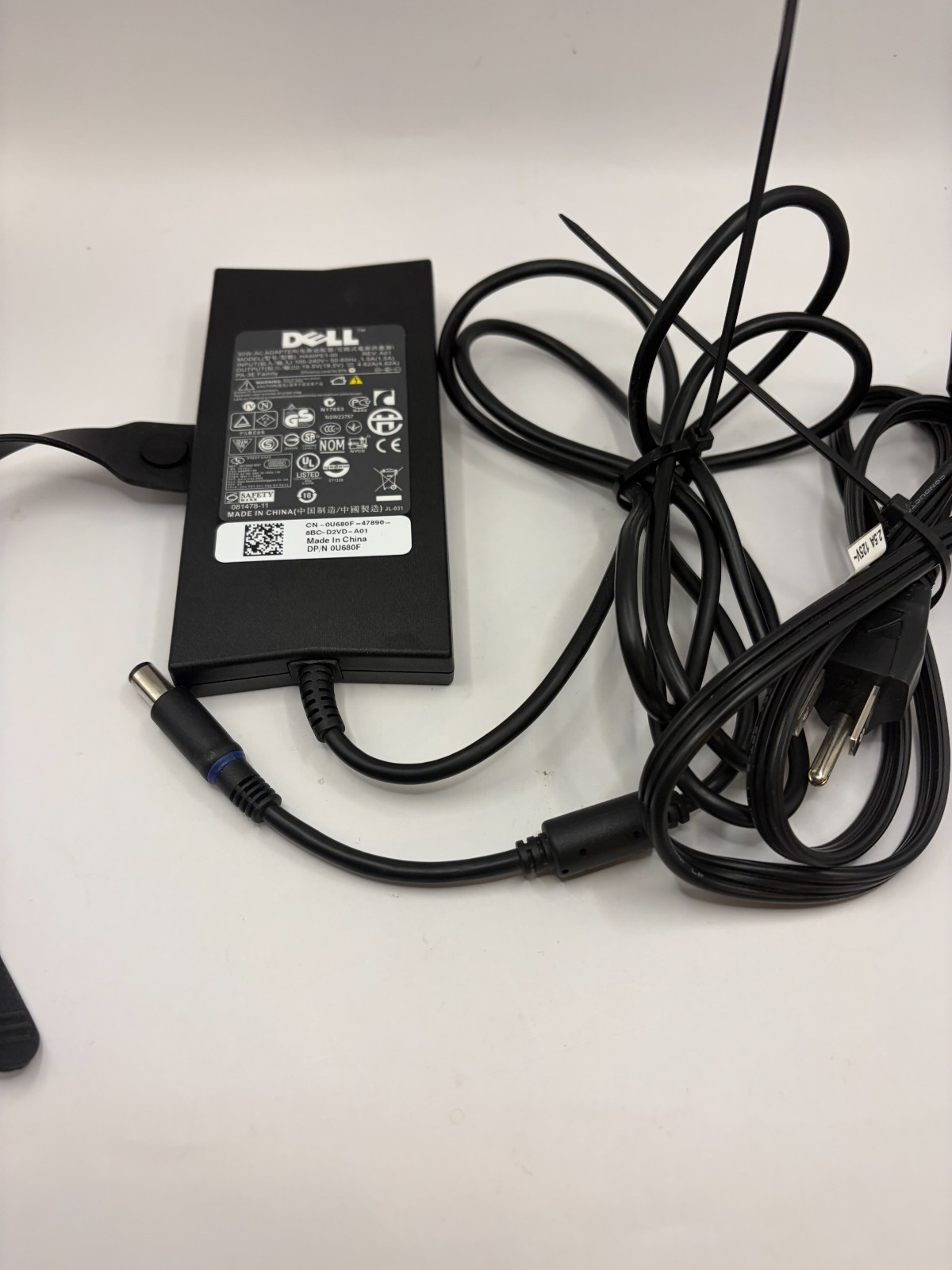 GENUINE DELL PA3E PA-3E 90W 19.5V 4.62A LA90PE1-01 HA90PE1-00 AC Adapter Charger