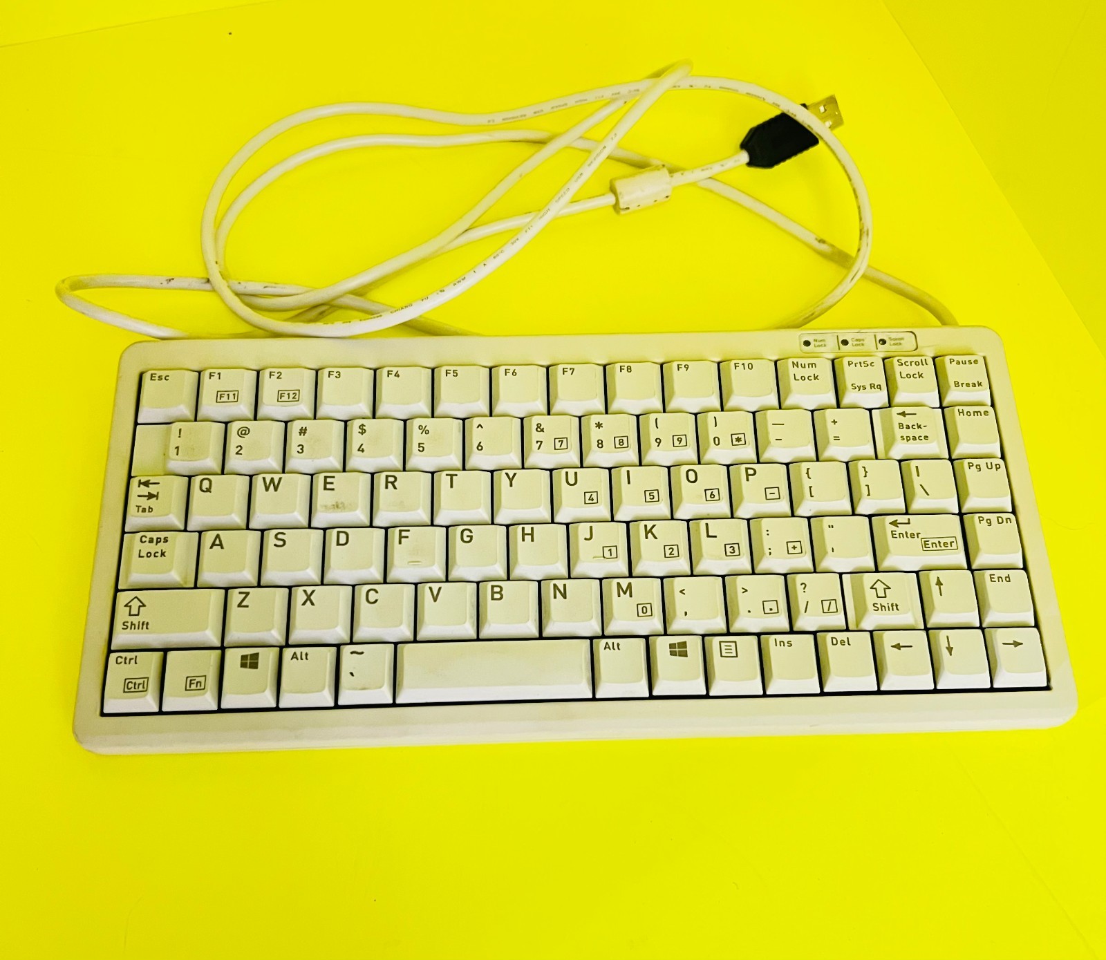 Genuine Vintage Cherry Mini Mechanical Compact Keyboard Model ML4100 USB OEM