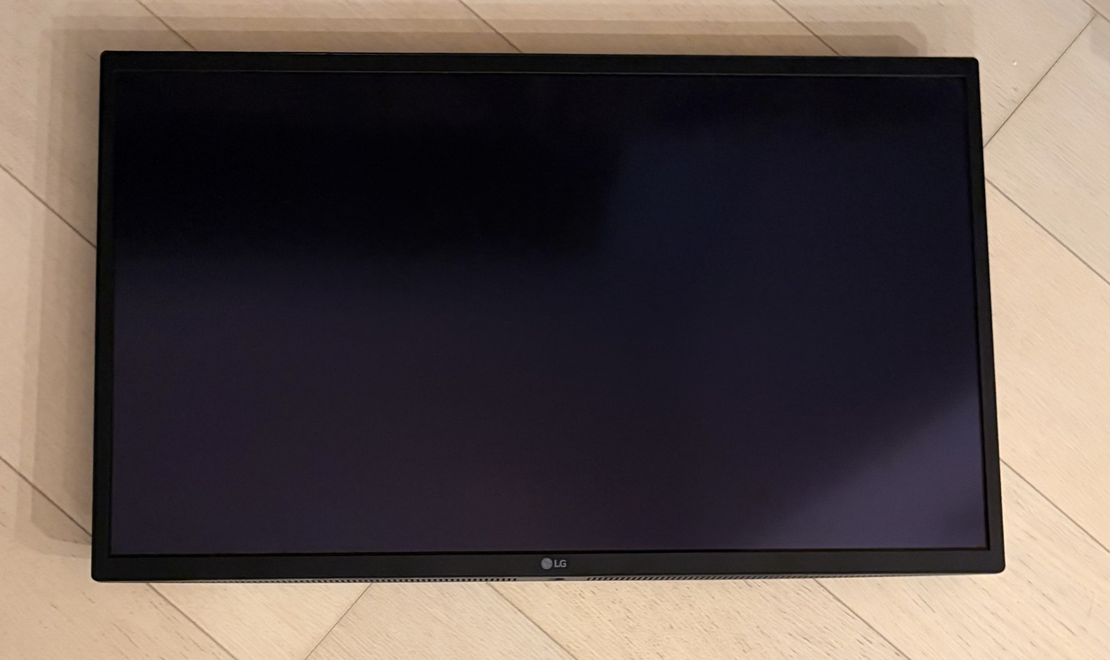 LG UltraFine 27EP950-B 27" 4K OLED Pro Monitor + Ergotron LX Arm + OEM PSU