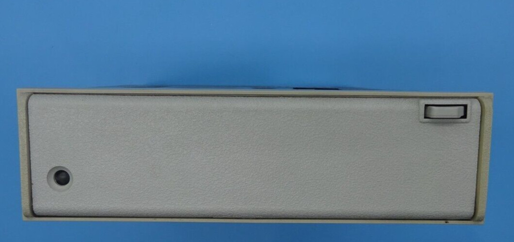 TANDBERG DATA= TDC 4120 SCSI SLR 4100 1.2GB TAPE DRIVE #LW1519