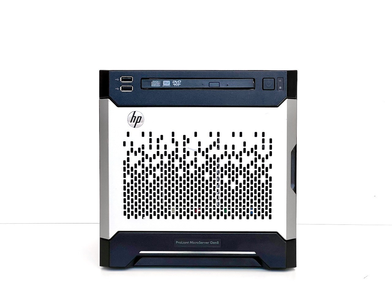 Maxed HP MicroServer Gen8 3.5GHz Xeon E3-1270 V2 16GB RAM 40TB SAS RAID 1TB SSD