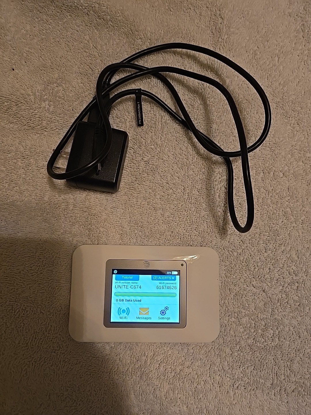 Sierra Wireless AT&T AirCard (770S) 4G LTE WiFi Hotspot Modem.  With Charger