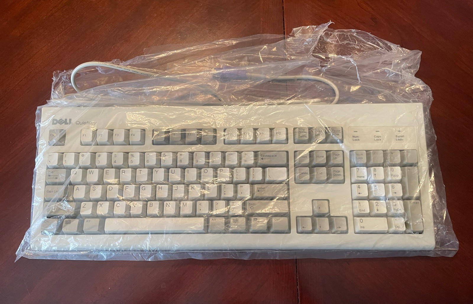 Dell SK-8000 QuietKey Keyboard PS/2 NIB