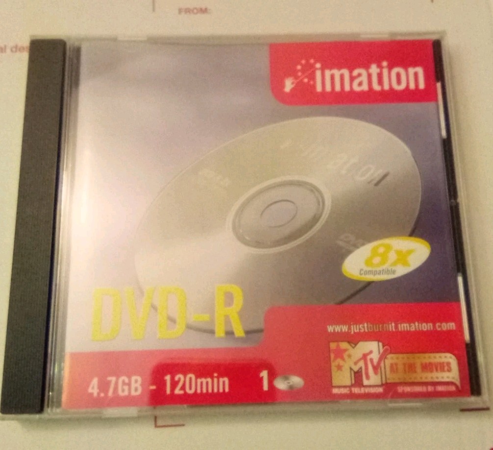 One (1) Imation DVD-R 4.7GB 120 min 8x speed Blank Recordable Disc w/ Jewel Case