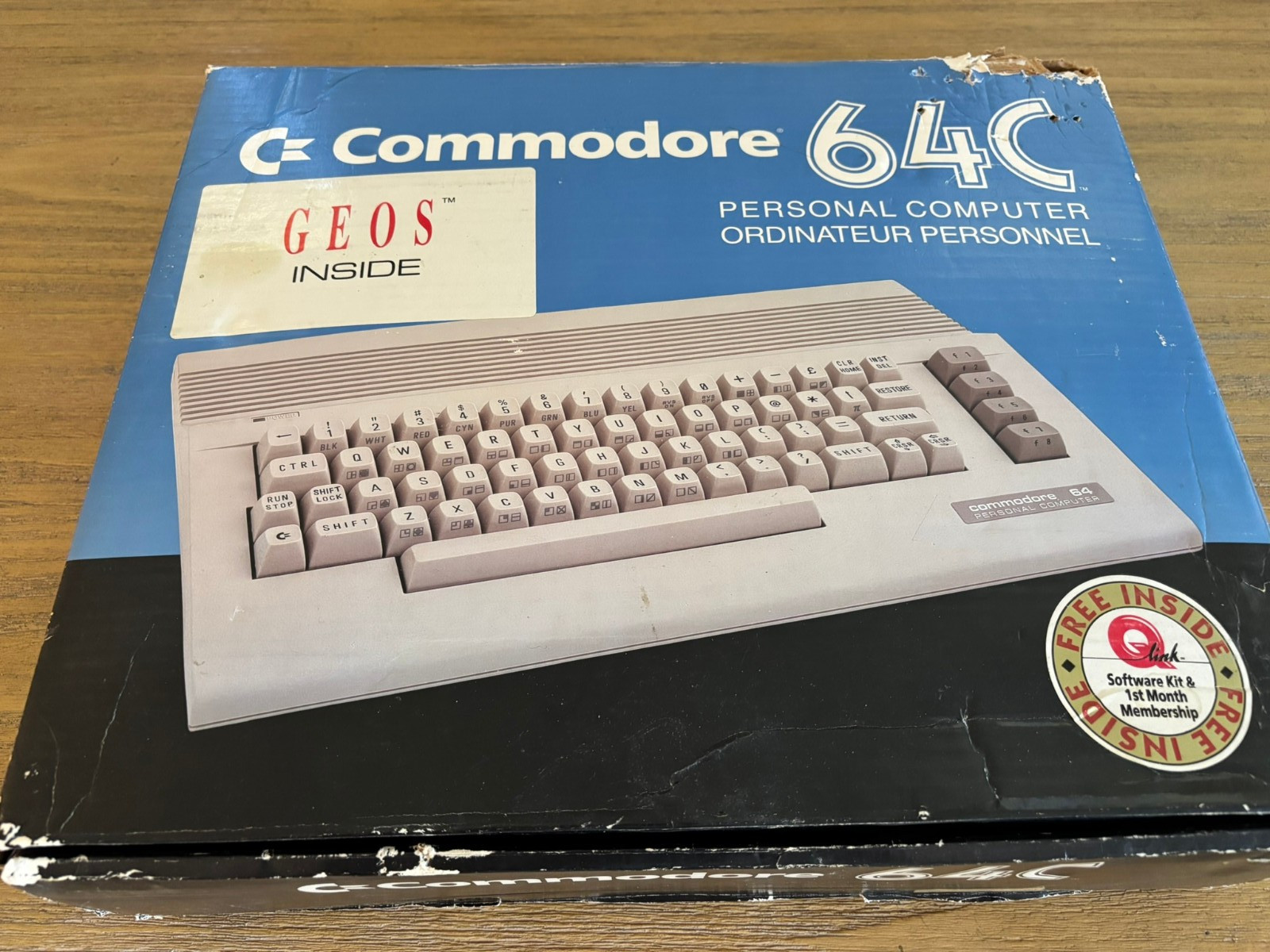 Commodore 64C (NTSC)  w/ Original Box (CIB) - TESTED - Works