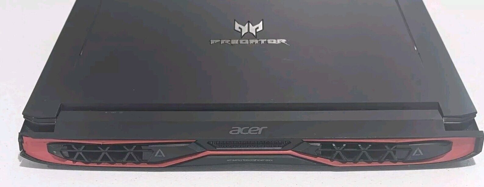 Acer predator 17 N15P4 Gaming - i7  6700HQ-16 GB RAM,1TB HD,256GB SSD FOR PARTS 