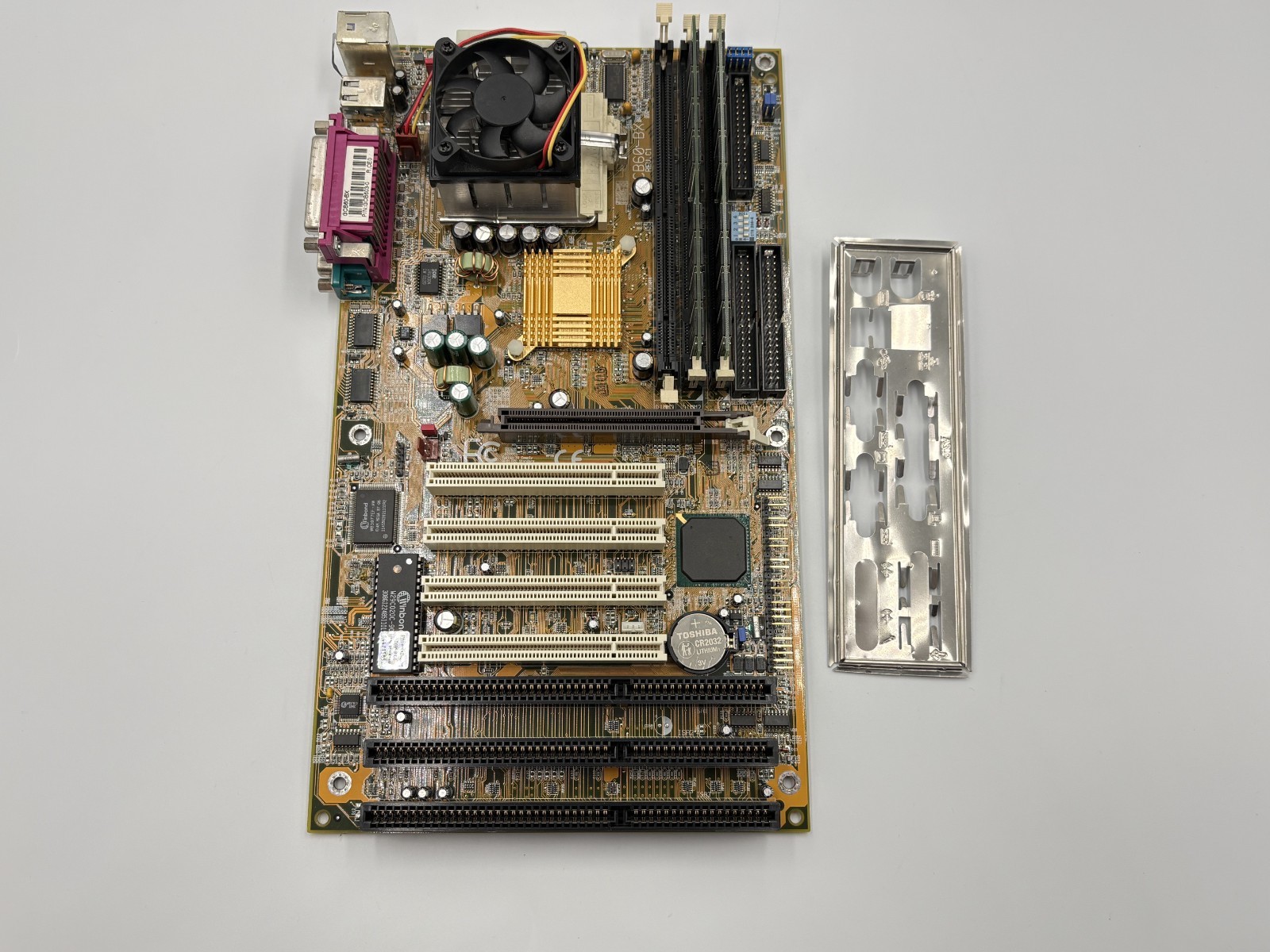 DFI ITOX GCB60-BX Rev C1 Motherboard Socket 370 3x ISA 4x PCI Intel 440BX TESTED
