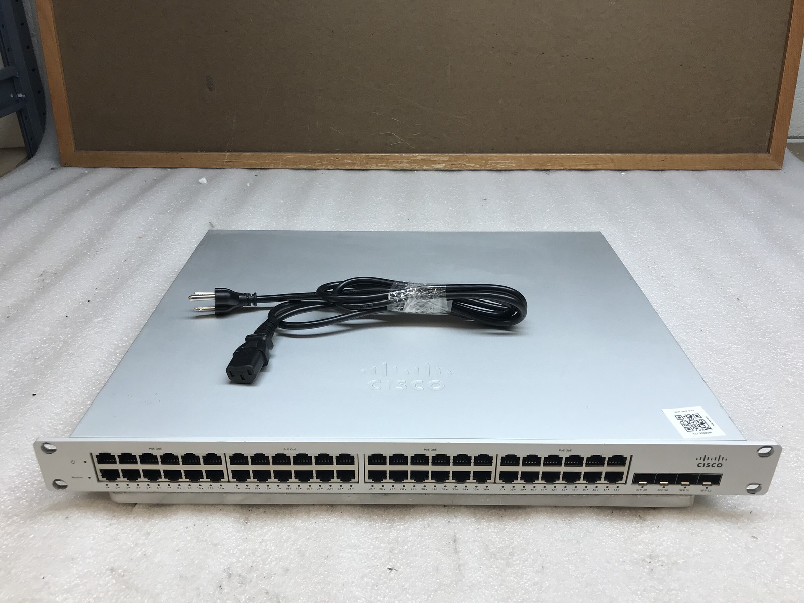 Cisco Meraki MS220-48FP-HW Cloud-Managed 48-Port PoE Gigabit Switch UNCLAIMED