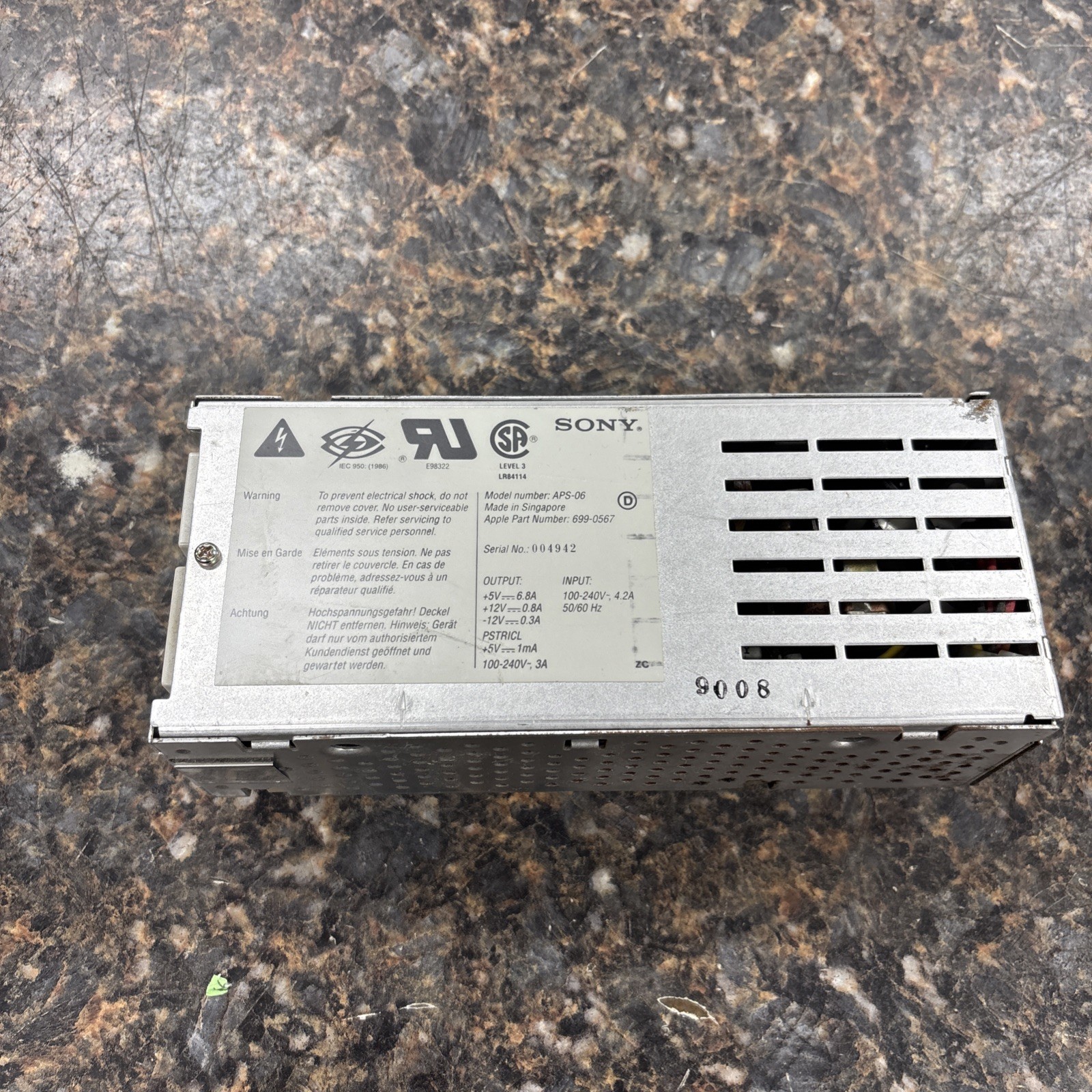 Apple Part 699-0567 Sony APS-6 Macintosh IISi Power Supply