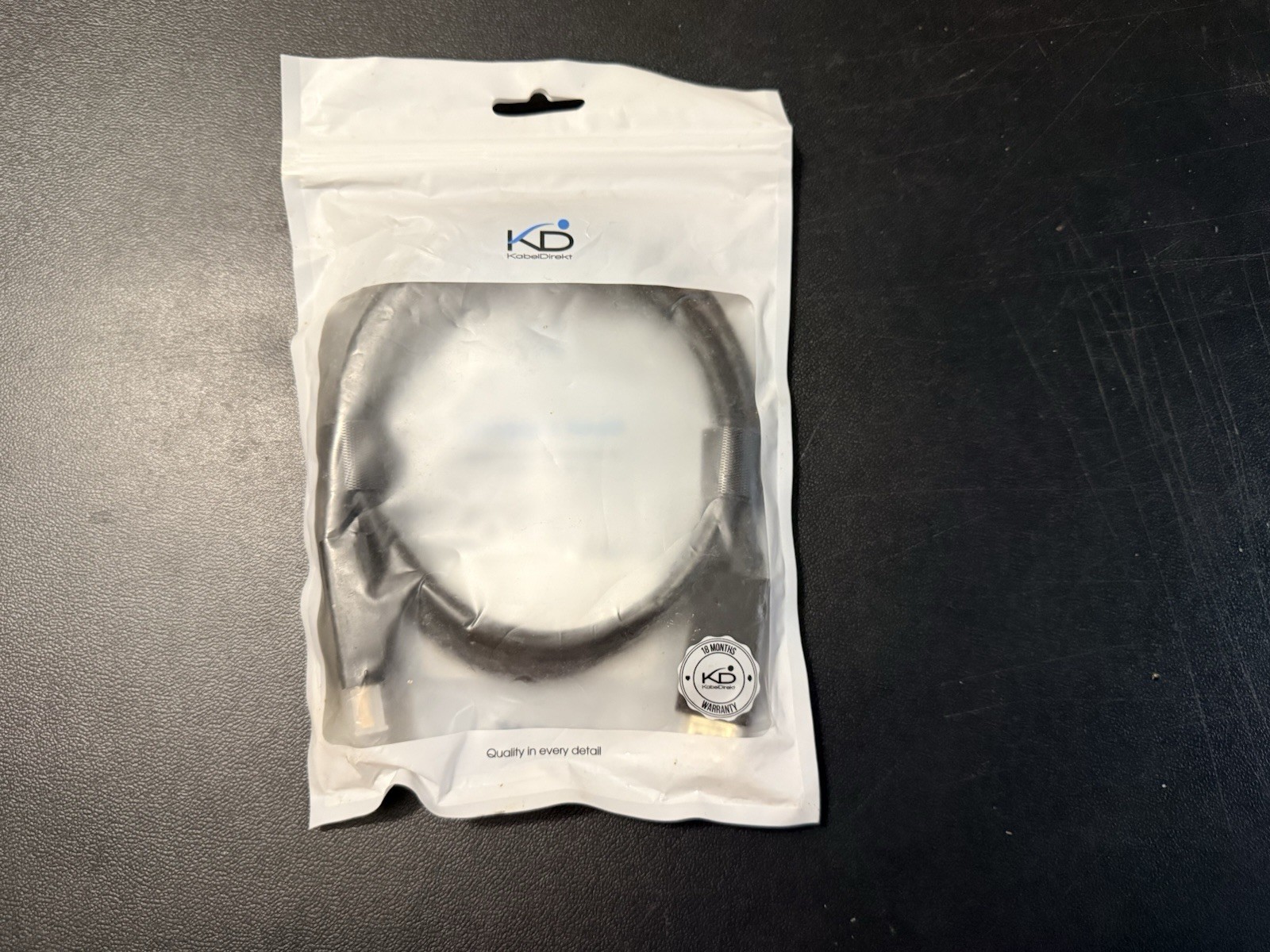 KabelDirekt DisplayPort DP 1.4 Cable 3ft Black New in Package Germany
