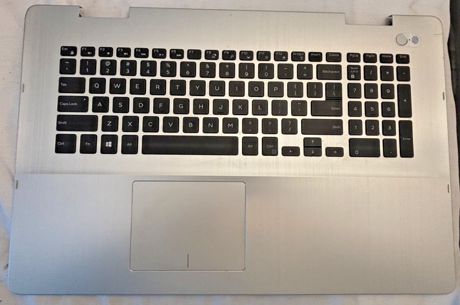 DELL INSPIRON 17-7786 2in1 BACKLIT KEYBOARD, TOUCHPAD, SPEAKERS SILVER GRADE B+