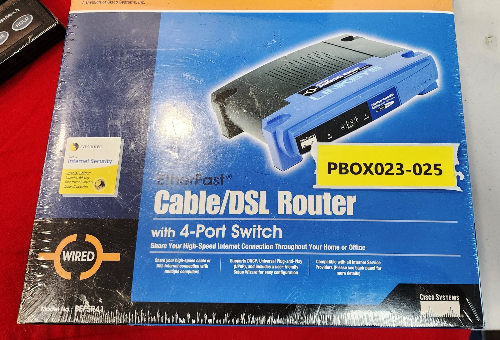 Linksys BEFSR41 4-Port Switch 10/100 EtherFast Wireless Cable/DSL Router NEW
