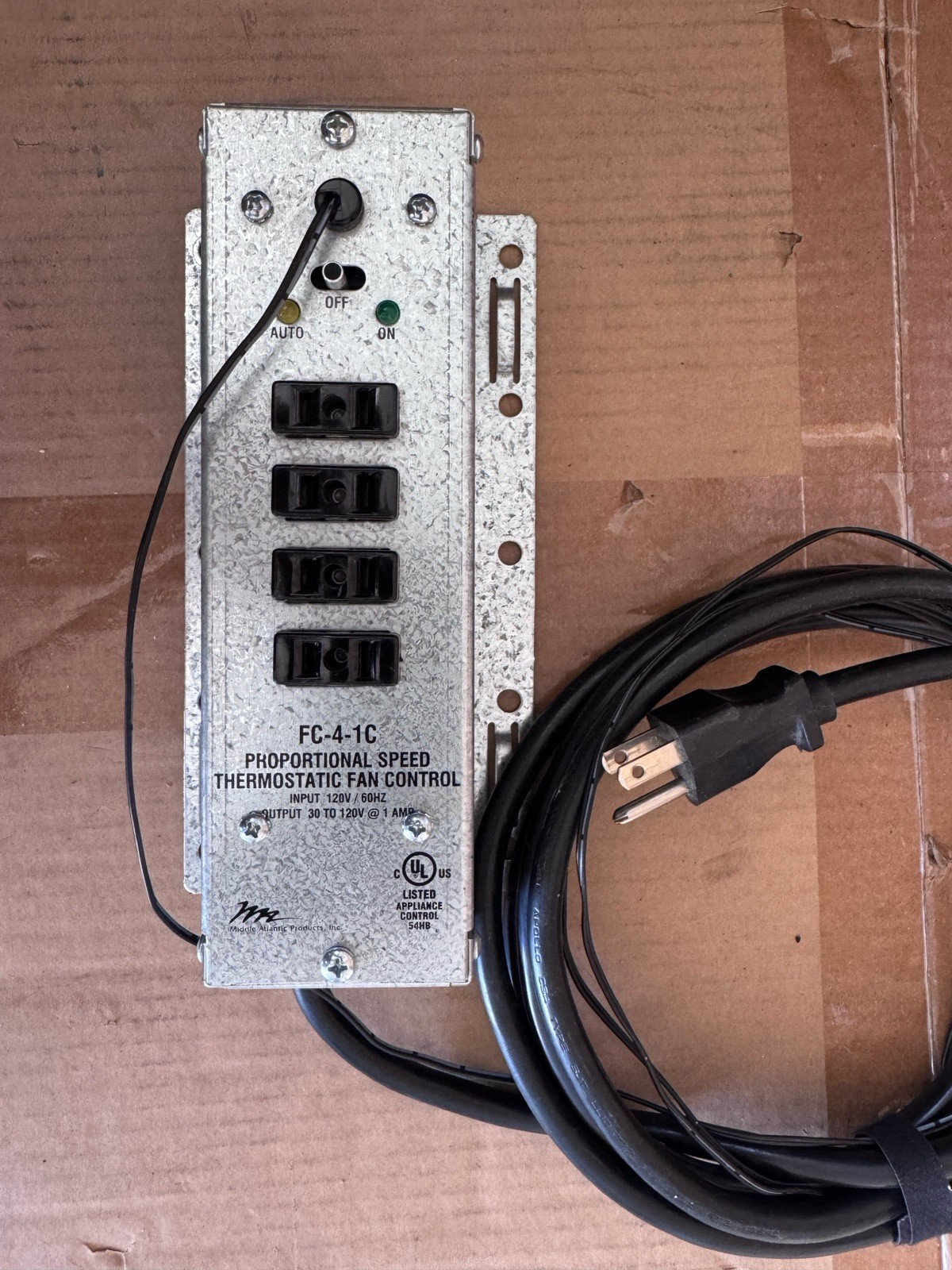 Middle Atlantic FC-4-1C Proportional Speed Thermostatic Fan Control