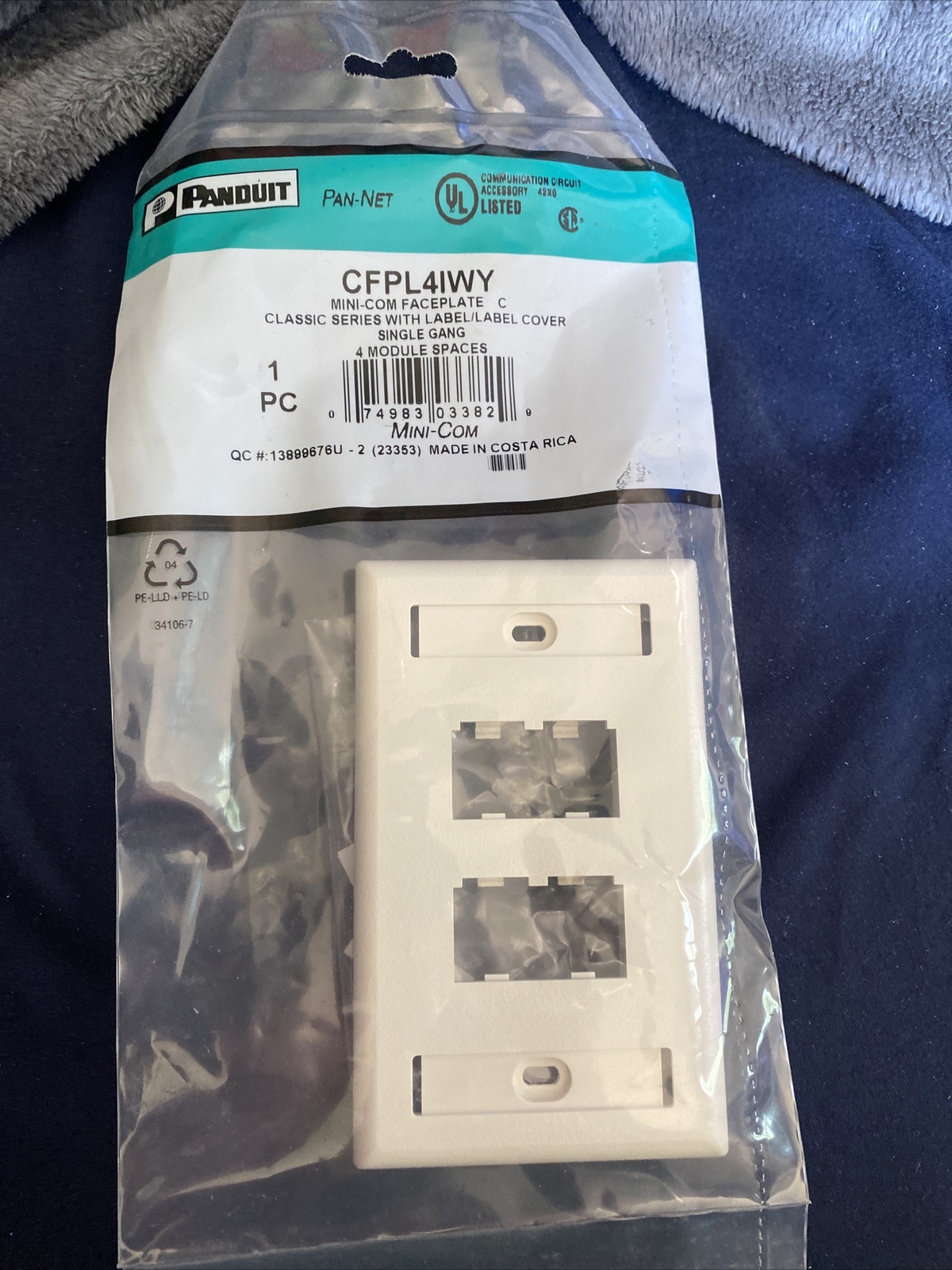 Panduit CFPL4IWY Mini-Com Faceplate 4 Module with Label/ Label Cover
